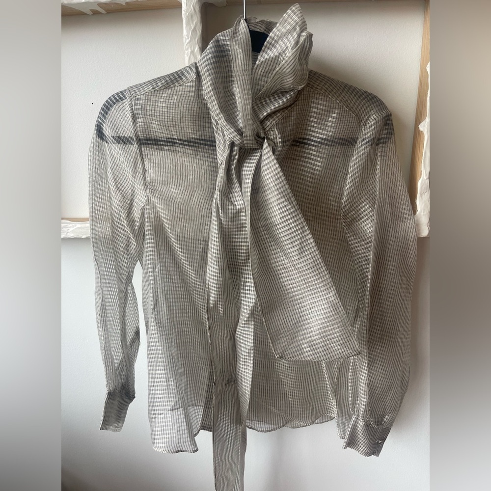 NWT Organza Bow shirt!